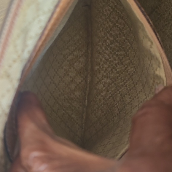 Gucci Gold and Tan Leather Vintage Bundle With Matching Eyeglass Case - Picture 8 of 17